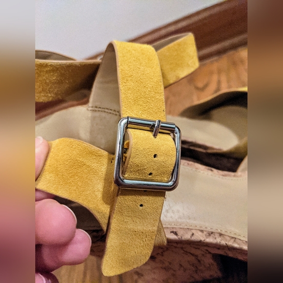 Steve Madden Jess Yellow Suede Cork Platform Sandal sz 11 - Picture 6 of 13